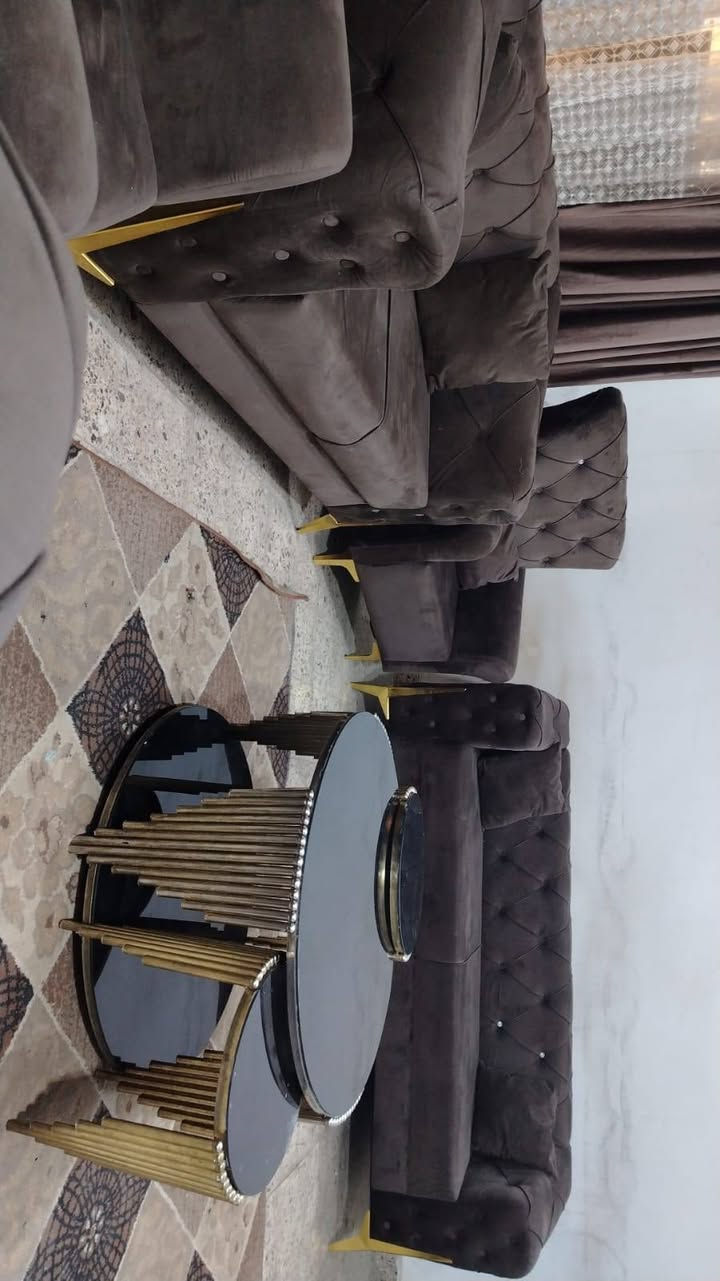 تخم 10 مقعد 💺 أخو جديد مستعمل قليل نضافه فوووول تسكام ثكيل تكمه تفحص وتأخذ سعر ,325, بي مجال مكان لبياع *********** يوجد واتساب
