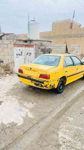 السلام عليكم بيجو بارص مديل2010 رقم بصره ألماني راعيه موجود مكينه وكير حداديه وتايرات أنضاف شواصي أنضاف كهربائيات شغاله لايت زنون سياره حلوه وكاعده شوفت عينك باتري دينمو. جديد باور جديد سنويه ساقطه من 2020 وهيئه وغرامات عليه 450 عله مشتري السعر 15 وبيه مجال مكان سماوه بيع أو المروس رقم الهاتف ***********
