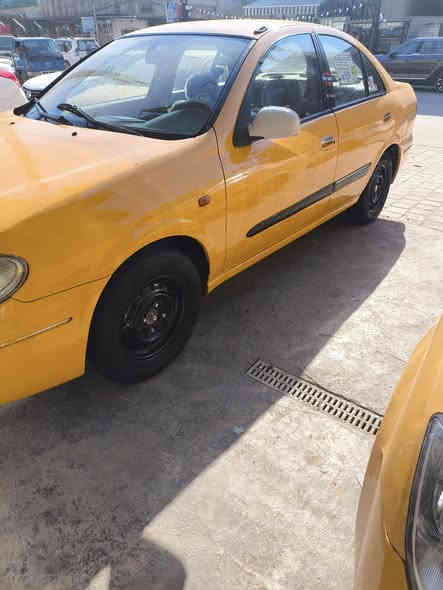 سلام عليكم اعاده النشر بسبب الوعود الكاذبه نيسان سني ياباني 2009سياره مكفوله بيها طخه من وره بدون دواخل مكان السياره بغداد الأمين الثانيه رقم الهاتف *********** سعر 82
