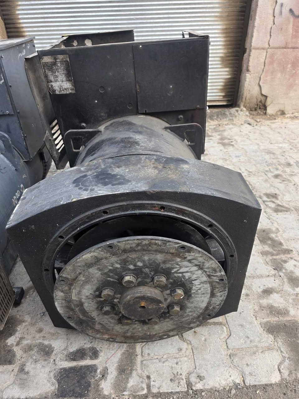 السلام عليكم راس توليد 300 كيفي ملفوف ضهر فقط شرط الشغل العنوان حله مركز مدينه ***********
***********
