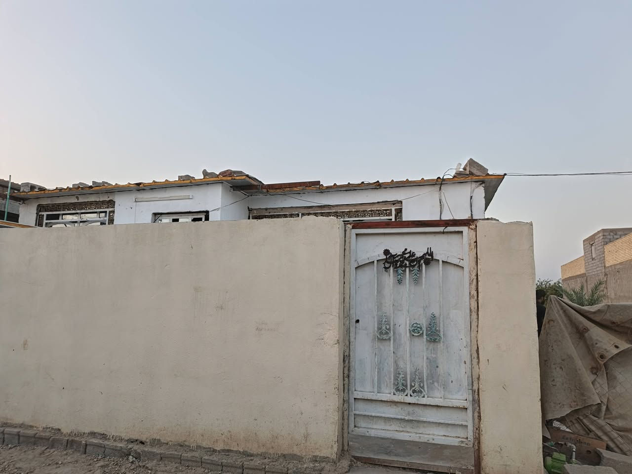 نص دونم اللبيع مكان السلاميات قرب الملعب اتصال ***********
