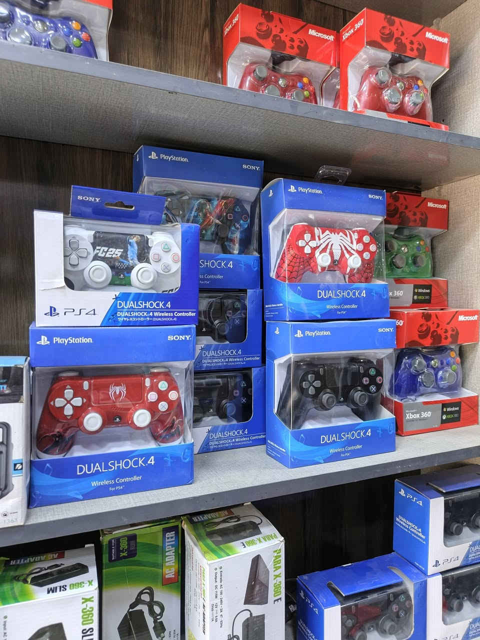🎮🔥 كل ملحقات الألعاب الأصلية بمكان واحد 🔥🎮
نوفرلك أفضل الإكسسوارات والأجهزة الخاصة بـ
⚡ UPS لحماية أجهزتك من انقطاع الكهرباء
🎮 ملحقات PlayStation 3 و PlayStation 4
🕹️ أجهزة وملحقات Xbox 360
🎧 جوستكات وسماعات احترافية بأقوى جودة
✨ أذرعة تحكم
✨ شواحن وكيبلات
✨ هاردات وأقراص
✨ سماعات 
💥 جودة مضمونة
💥 أسعار تنافسية
💥 كلشي يحتاجه الجيمر الحقيقي
📩 راسلنا هسه واستفسر عن الأسعار 🔥
عنوانه بغداد مدينة الصدر قطاع 71🎮
***********
