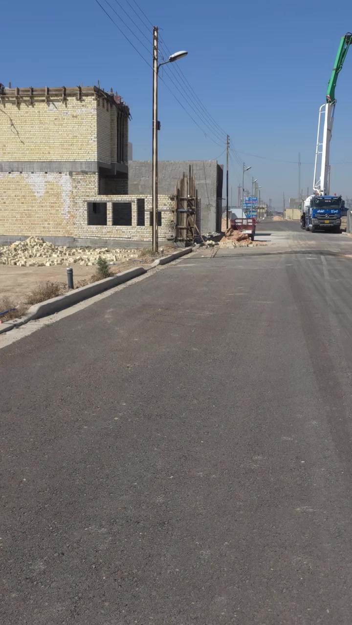 قطعة ارض زراعي سند ٢٥
المساحة ٢٠٠ متر واجهة ١٠ ونزال ٢٠ 
بيع مستعجل بيها عرض حلو جوه اسعار المنطقة ب٣ ملايين تجي وتسأل وتاخذها الف عافية اية الرزق ان شاء الله
*********** مكتب المصطفى للعقار
