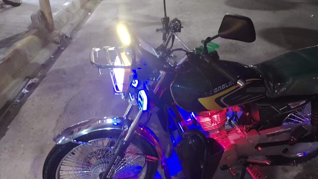 دراجه اربع كير موديل 26مجبز فول السعر 800وبي مجال  الشراي يتصل عله الرقم مكاني الحويجه داخل ***********
