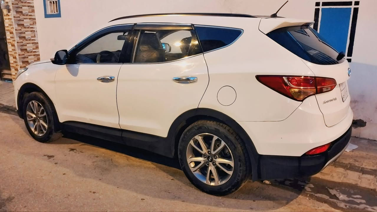 سياره سنتافي للبيع
4 قطع تبريد محرك 4 سلندر  شاشا كامرات خلفيه 
محرك خير من الله حداديه خير من الله  
العنوان النجف الأشرف 
السعر 140
الاستفسار :***********
