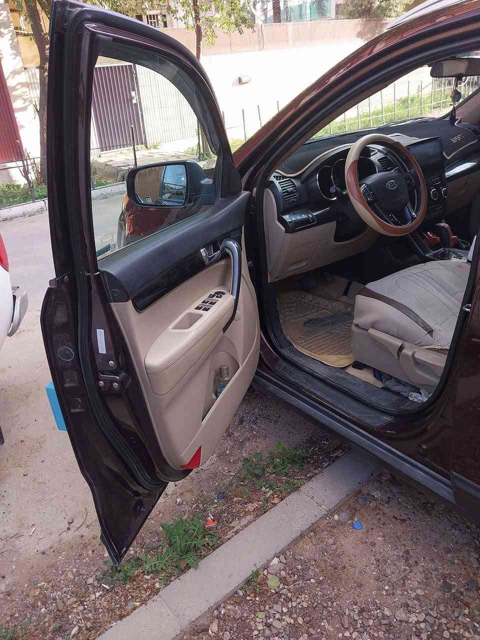 للبيع سياره سورنتو موديل ٢٠١٢ امريكي كلين تايتل مكفوله المحرك الكير التبريد الكهربائيات مكفوله  تخم تاير صدر جديد باسمي السعر ١٣٢ العنوان بغداد رقم انكليزي للإستفسار ***********
