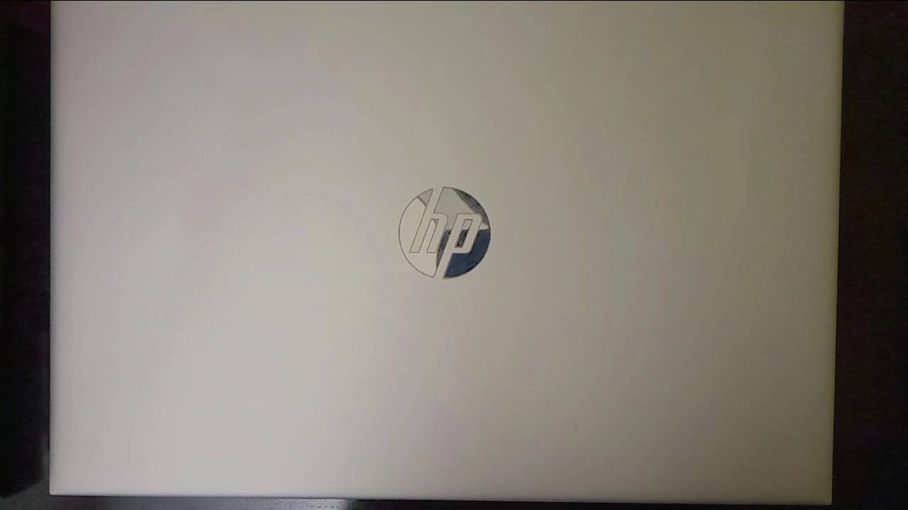 لابتوب (HP)  (Business Class فئة الأعمال)(هارد SSD) مُفرمت، الجهاز سريع جدًا في التشغيل بفضل تقنية الـ SSD يحتوي على جميع المنافذ الضرورية (USB, HDMI, Type-C) الجهاز مزود بتقنية HP Sure Start (الإصلاح الذاتي للأمان) وللحماية الذاتية 

الموديل: HP ProBook 650 G4 
المعالج(Processor): Core i5-8350U( الجيل الثامن)
الرام(RAM): 8 جيجابايت DDR4 
التخزين: 256GB SSD  لسرعة التشغيل 
الشاشة: 15.6 بوصة 
كرت الشاشة: Intel UHD Graphics 620
النظام: ويندوز
الإضافات: الشاحن الأصلي 

السعر: (400) وبي مجال 
الموقع: بابل - سدة الهندية  
للتواصل: ***********
