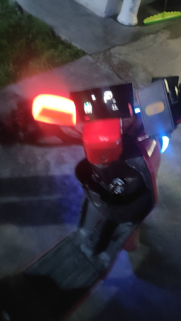 اسلام عليكم دراجه شحن للبيع ار 9 دراجه 75 بل ميه نضيفه  وبيهه بطاريتين تعبانات ما هابطات يعني  نضيفه بيهه ملاحضات قليله السعر 275وبيه مجال المكان ديالئ شهربان  حي العسكري   للستفسار راسل خاص


**إذا كنت صاحب هذا الإعلان وتريد حذفه لأي سبب، رجاءا أرسل رسالة إلى الدعم الفني**