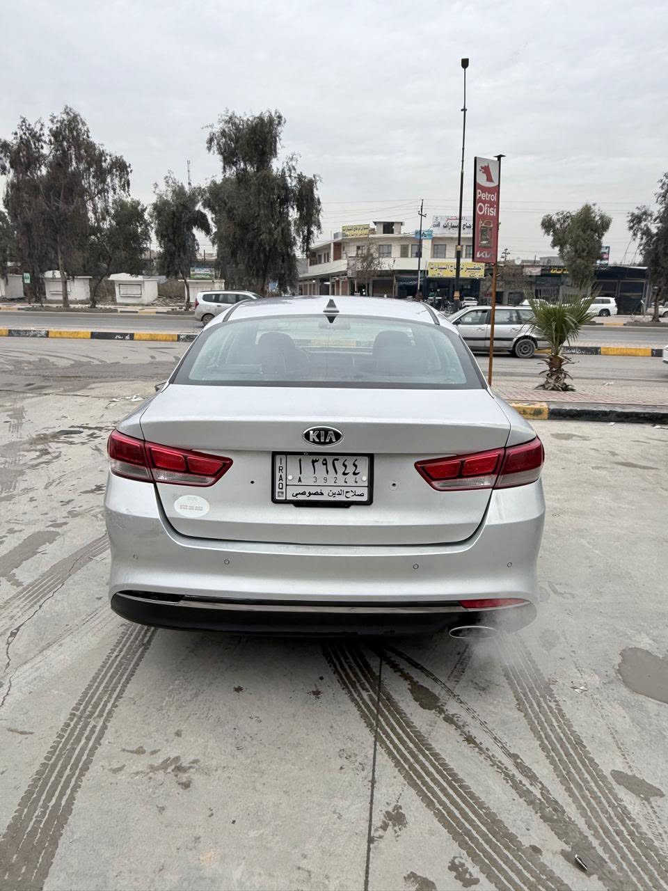 السلام عليكم 
كيا اوبتيما  للبيع 
موديل 2018 
ماشية 139
ضرر قبق الصندوگ  
رقم صلاح الدين 
السعر 118
للاستفسار:***********
