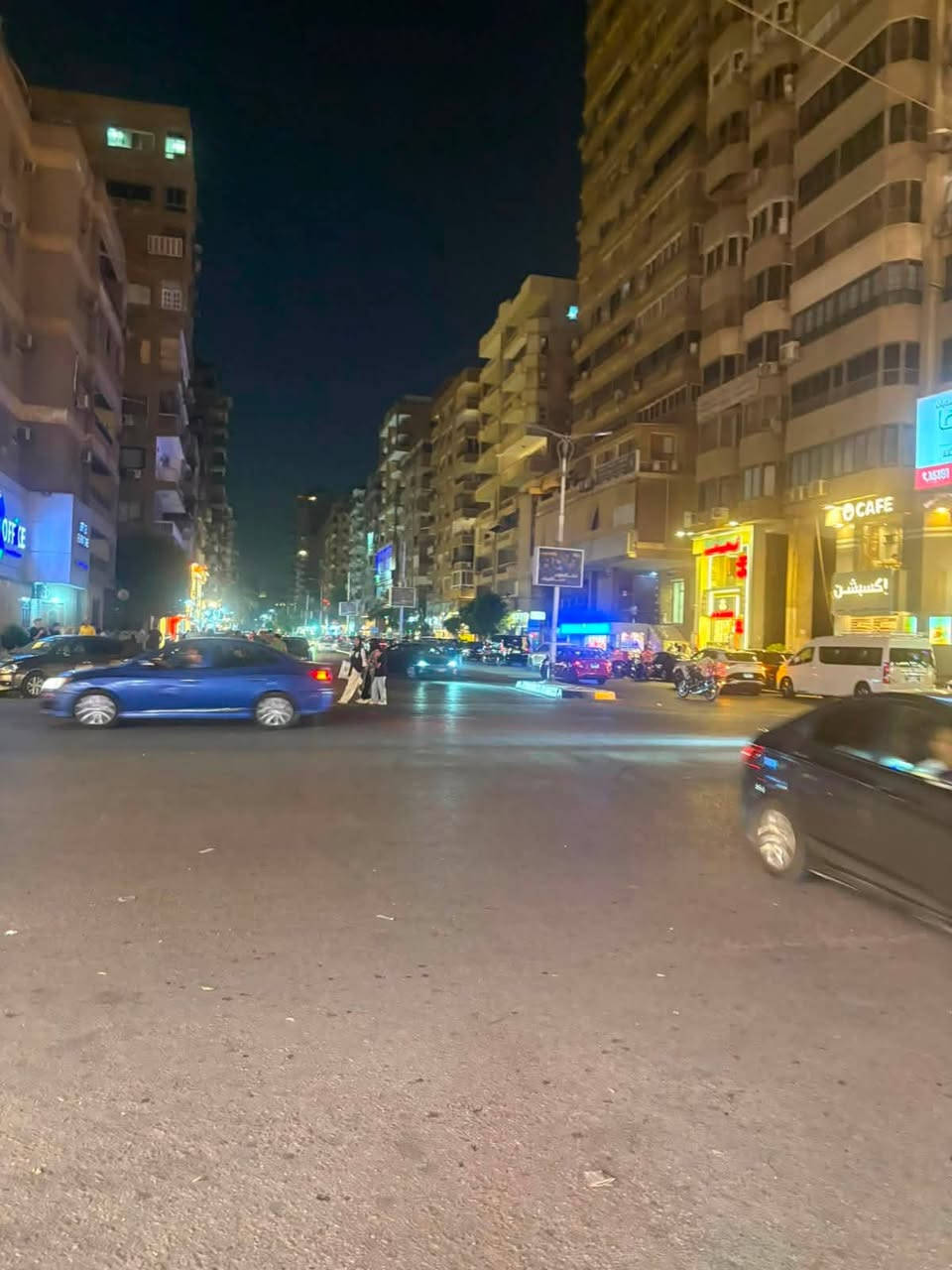 بيت للبيع في المهندسين علي العمومي مساحة 560 متر عدد 5 ادوار اول دورين تجاري مباني قديمه يوجد تصريح هدم وتصلح للاستخدام علي هذا الوضع شارع عمومي شارع شهاب في المهندسين فرصه لاي مستثمر او مقاول ويوجد فيديو ومتاح معاينه للجدية


**إذا كنت صاحب هذا الإعلان وتريد حذفه لأي سبب، رجاءا أرسل رسالة إلى الدعم الفني**