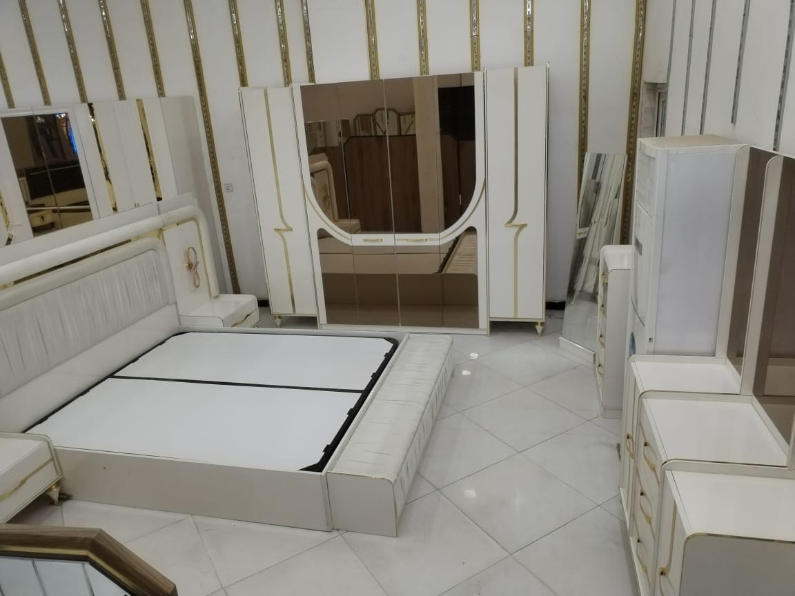 ٧٩٠ الف مع النقل والشد داخل محافظة النجف الاشرف
غرفه نوم تركي ٧رقطعه ما  مستخدم اخر قطعه المعروضة بالمعرض 
*********** 
***********
