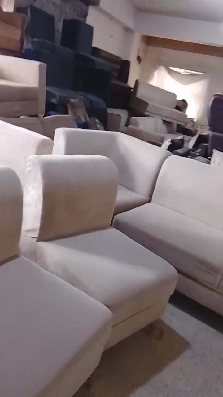 من ضمن وصول وجبات بضاعتنه /معرض ومزاد السليمانيه /العنوان بغداد ابو غريب منطقة ابو منيصير عرب عباس مقابل شربت ابو عباس العالمي تلفون ***********+***********
