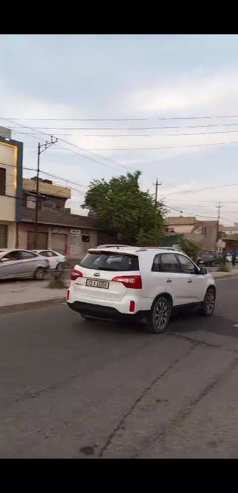 عمارة تجارية للبيع 
الوارد الشهري مليونين دينار عراقي 
الموقع سايدين كنيسة تايتنك حي البكر 
تحتوي على 7 محلات 
و شقق عدد 2 ودار ارضي 
مساحة 180 متر ركن 
واجهة 20
سند طابو ملك صرف 
***********
***********
مكتب اوتار للعقار سايدين حي السماح الاركان مقابل مرطبات دبي

