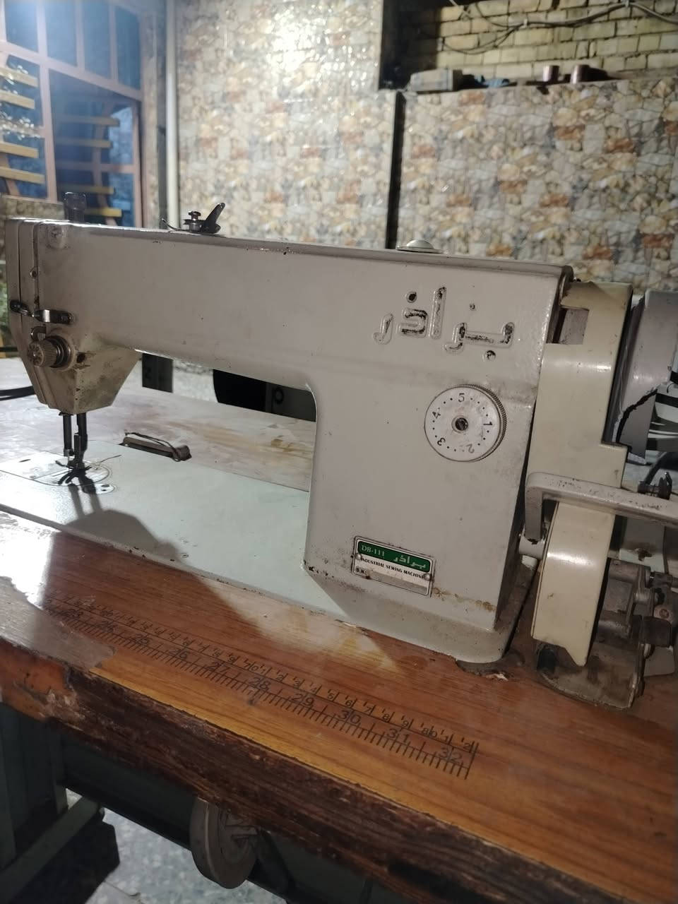شغاله مابيها نقص كامل ملحقات السعر 175 عنوان البلديات شارع المصرف قرب مركز الضباط الرقم***********
