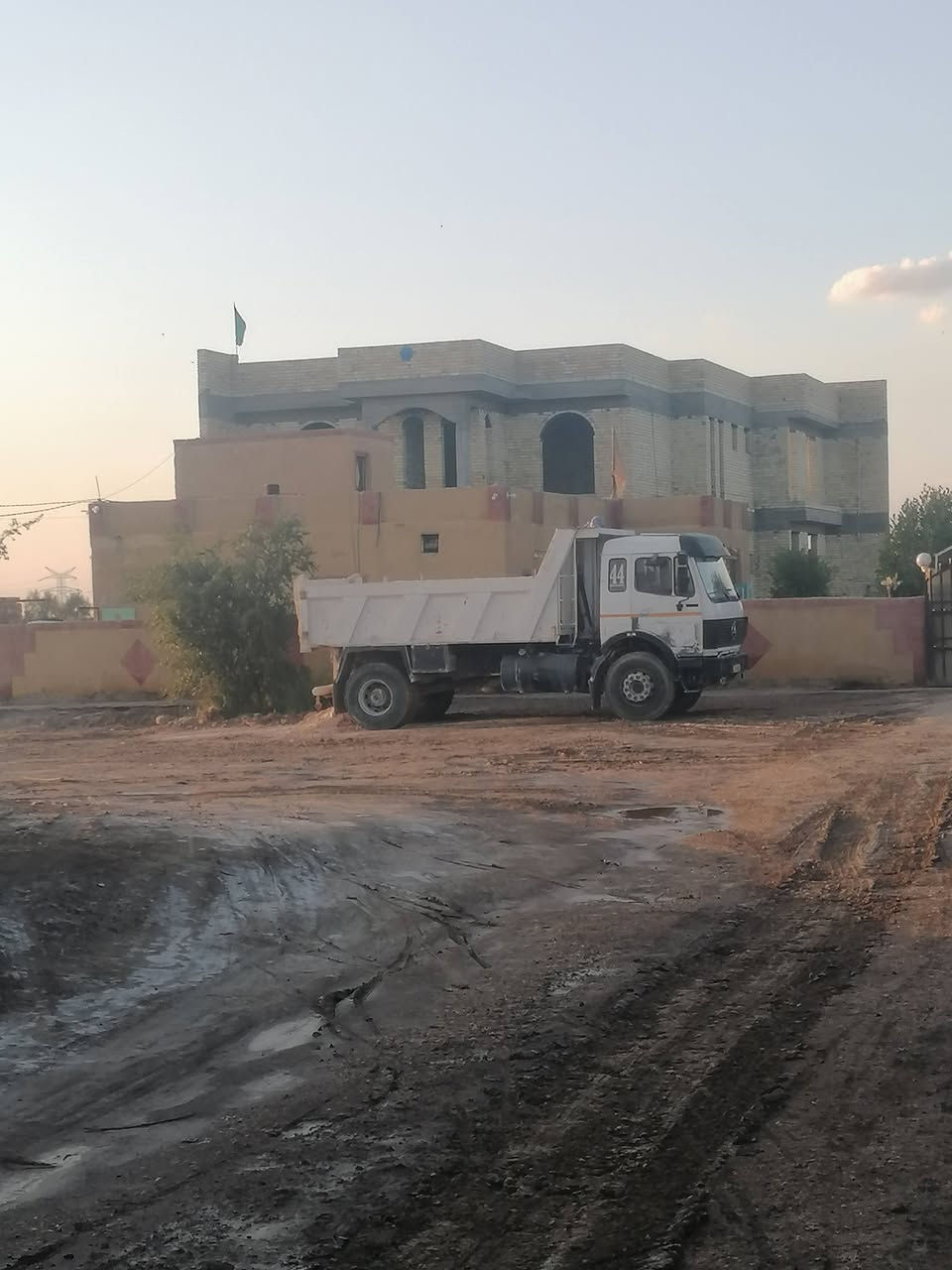 السلام عليكم للبيع كرواتي ١٩٩٢ محرك ٦ كير ٦ وشلعه شاصي مكفول السياره جاهزه للعمل تخم تاير محنيه ومطن وذيل الشاصي سمجه رقم وسنويه وهزه كله جديد بسمي مكاني بابل السعر ١٧٠ بيه شويه مجال $$$*********** $$***********$$$
