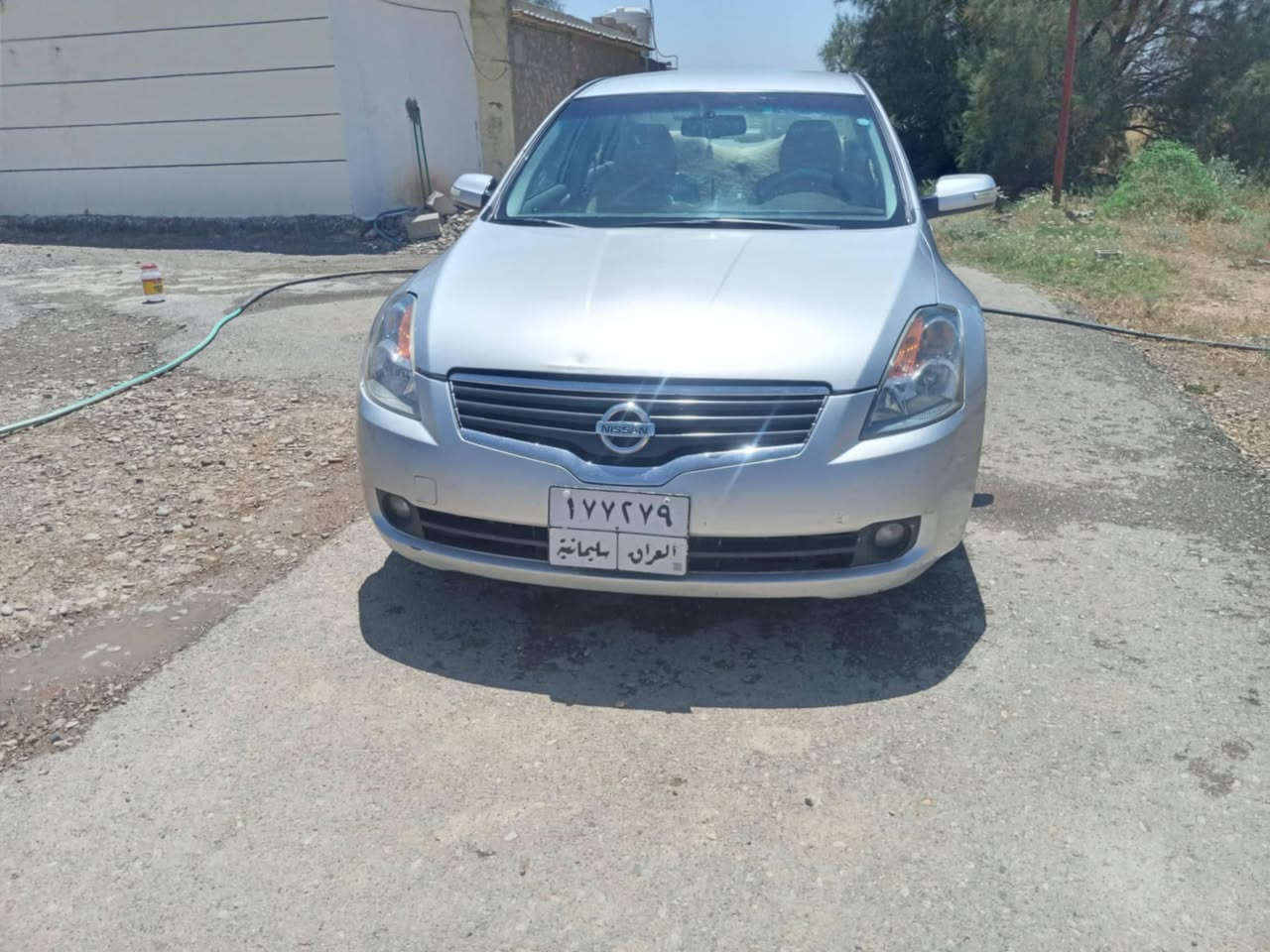 السلام عليكم نيسان موديل 2009 وارد خليجي بيهه قطعه وحده بس الباب الخلف السائق رقم سليمانيه مكينه كير تخم تاير كله بل شرط هزه سنويه تحويل ثاني يوم السعر المطلوب 118او بيهه مجال رقم الهاتف ***********
