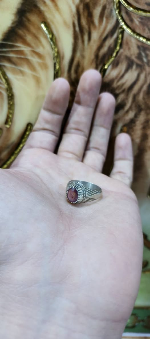 اللهم صل على محمد وآل محمد
ياقوت أفريقي يدك فول بجهاز فضة ٩٢٥ مشروطة شرط بسعر البلاش سوينا مع توصيل ب٣٠ الف فقط بيع بدون عملة طلب خاص


**إذا كنت صاحب هذا الإعلان وتريد حذفه لأي سبب، رجاءا أرسل رسالة إلى الدعم الفني**