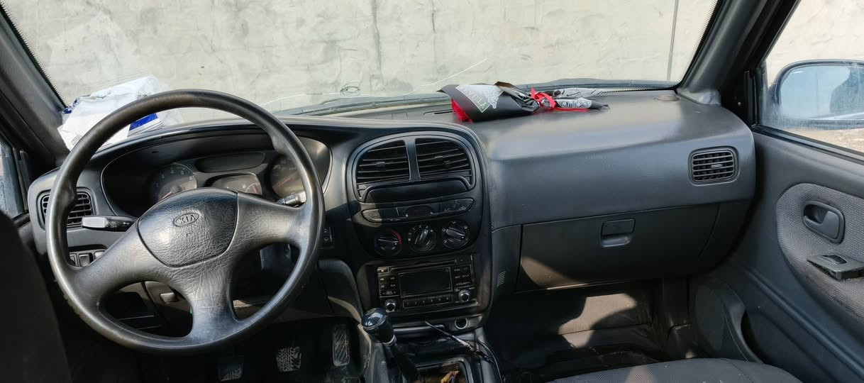 #مكلف_بالنشر #لحد_يراسلني
‏سيارة  كيا سبورتج استيشن لون نيلي
 موديل 2002 
‏سنوية ساقط 27/10/2024
‏بدون صبغ محرك كير شرط طخم تايرات جديد باتري جديد كهربائيات كلو شغال
‏السعر 55 ومجال شرط التحويل صاحب السيارة يتحمل غرامات الكاميرات فقط 
رقم صاحب السيارة 👇
*********** او ‏‪***********‬‏
