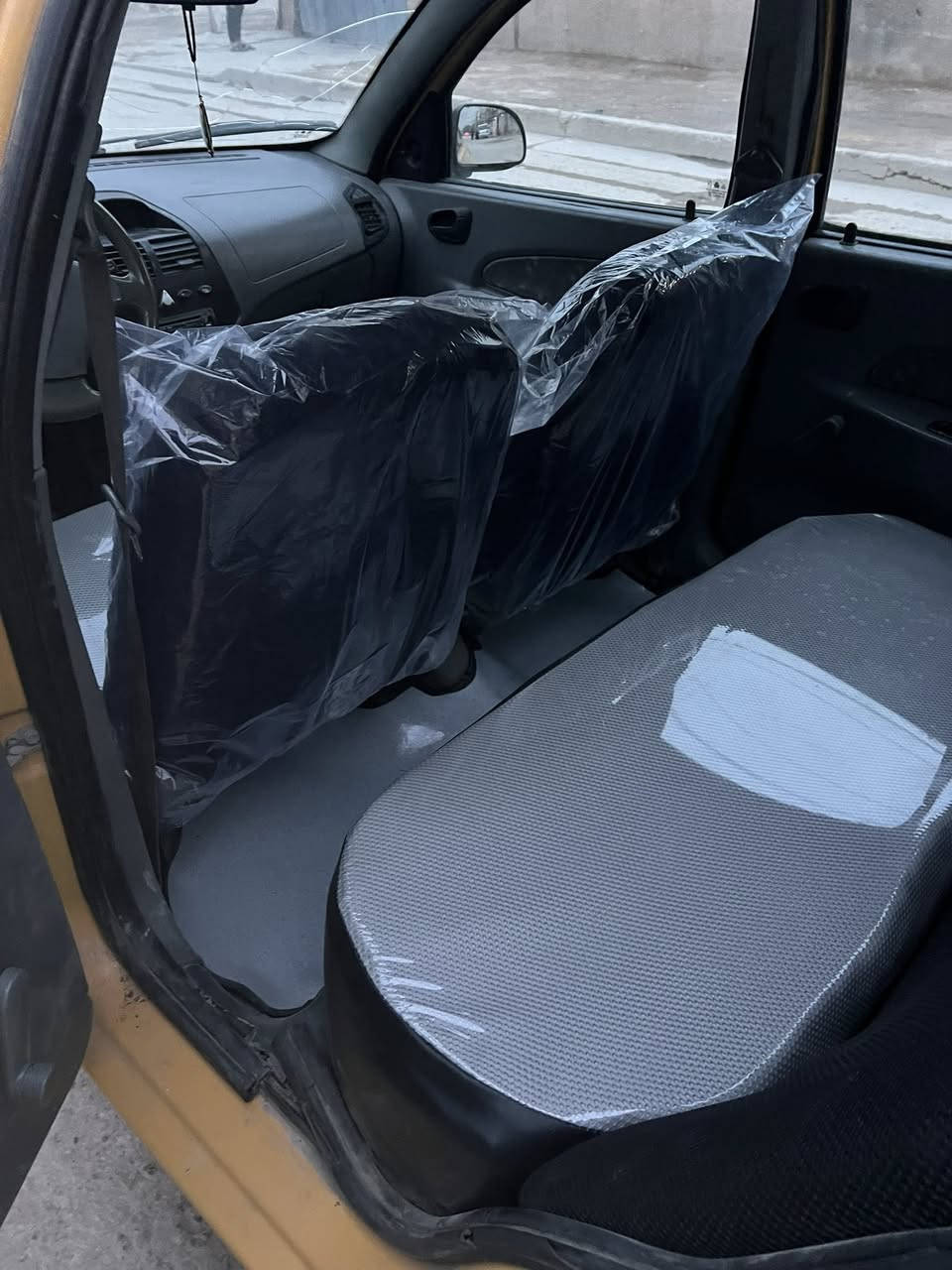 سلام عليكم ورحمة الله وبركاته طيبه البيع عليه هيه وغرامه ابو سنويه متوفي والده موجدين كير مكينه خير من الله جاهزه بس صدر شويه تعبان العنوان الدوره موديل 2015 الرقم ***********
