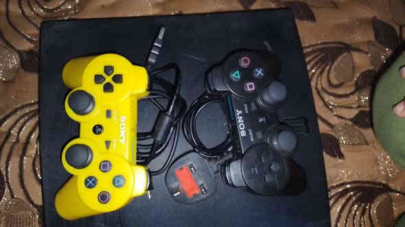 سوني 3
مراوس ب اكس بوكس 360
او بيع 
2جوستك-
كيبل HDMI -
كيبل شحن جوستكات-
كيبل تشغيل -
كيبل AV -
السعر خاص او واتساب 
***********
