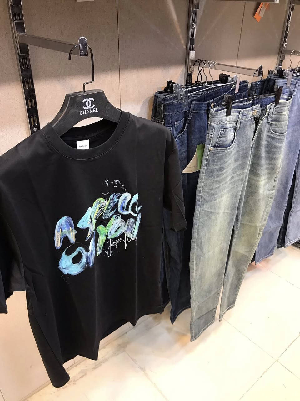 💕سوي متابعة للصفحة 👍اذا مهتم بالملابس  💕

للاستفسار او الطلب مراسلة الصفحة او الرقم ***********
