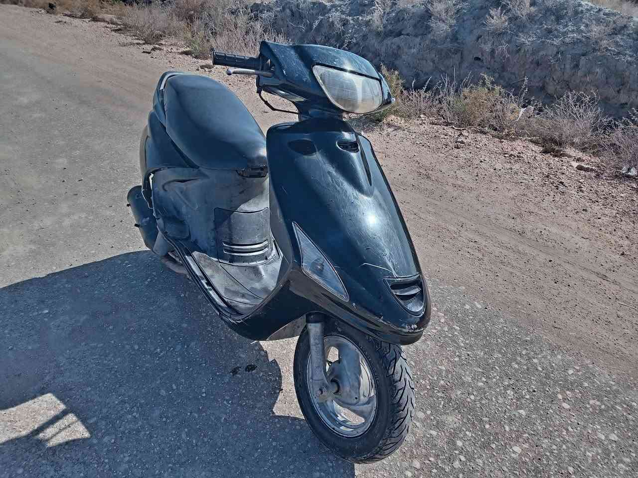 سلام عليكم
فراشه لبيع
جاهزه ماناقصه برغي
بن زات بريك جدد
كابريته جديده
بلك جديد
فيتبم جديد
الدرجه جديده
شلعه ومعدل فول خير من الله
ماناقصه اي شي
وقيم وأخذ بس لليرضه  الله
***********.
مكان الرميثى النجمي
...........................................
