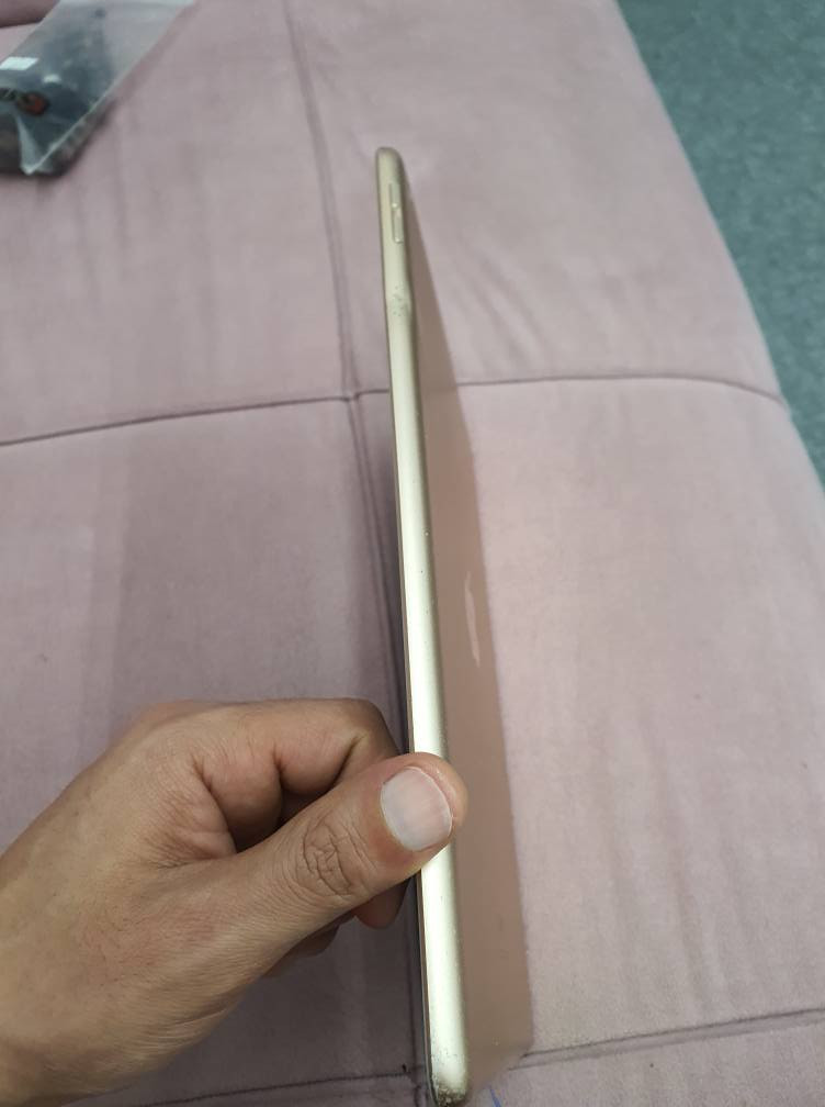 ايباد ٧ 
ذاكرة ٣٢ 
الجهاز مبدل فقط اللمس مبدل اصلي وكالة 
البصمة لا تعمل فقط دكمة الهوم شغالة طبيعي 
الجهاز نظيف بدون اي مشاكل 
الجهاز بدون ملحقات نظيف و مامتعوب 
السعر ١٤٥ الف 
البصرة السراجي البصرة, العراق


**إذا كنت صاحب هذا الإعلان وتريد حذفه لأي سبب، رجاءا أرسل رسالة إلى الدعم الفني**