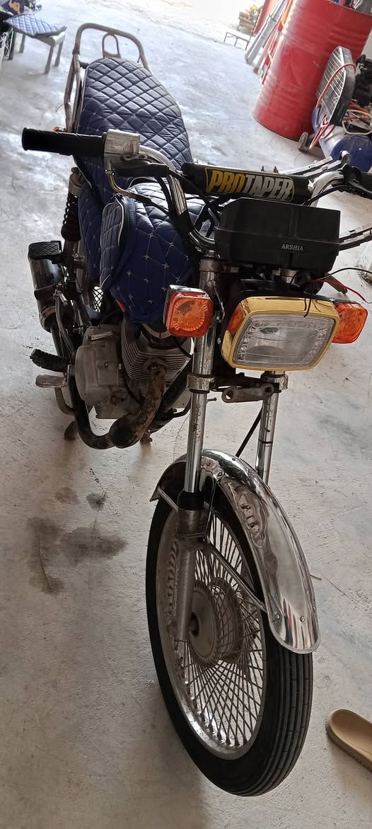 سلام عليكم دراجة نامه برو موديل 20محرك بشرط كهربائيات ضفيره كامل بس شوية تحتاج ترتيبات بدون اوراق سعره 300مكان جلولاء ‏‪0778 342 6830‬‏
