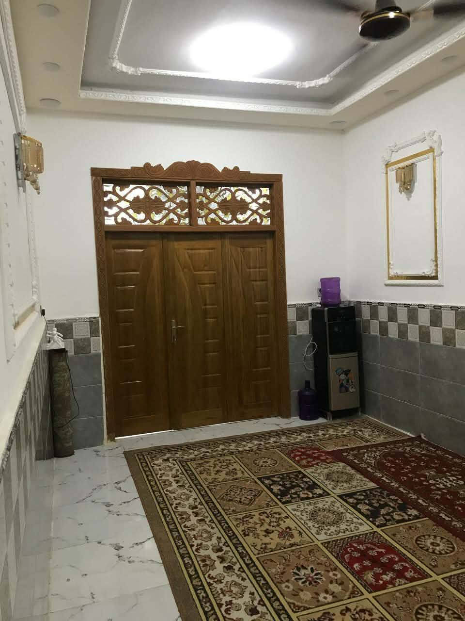 دار 💒البيع مساحه 100 طابو زراعي سند 25 يحتوي دار 💒علئ   غرفه وصاله واستقبال ومطبخ وطارمه حمامات داخليه وخارجيه الارضيه بورسلين و سيراميك السقف جبس بورد السطح الشتايكر  العنوان شارع المطار القديم مقابل مجمع الرحمن فرع صيدليه ارض الفرح يبعد عن الشارع 100  السعر المطلوب 35 وبي مجال بصيط العنوان كوفه البراكيه شارع المطار القديم اللاستفسار اتصل علئ رقم


**إذا كنت صاحب هذا الإعلان وتريد حذفه لأي سبب، رجاءا أرسل رسالة إلى الدعم الفني**