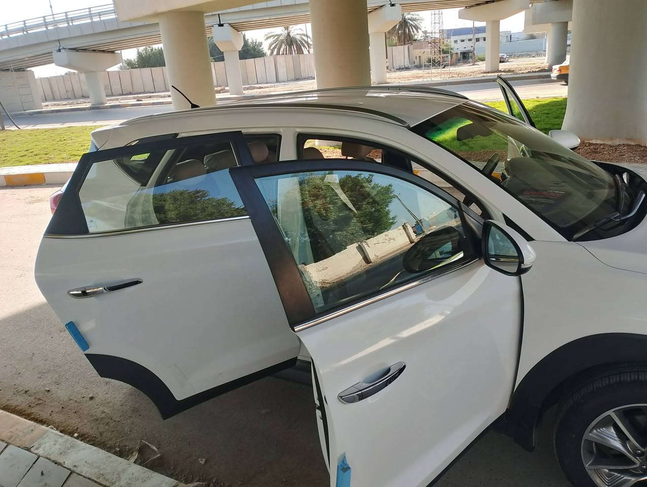 السلام عليكم للبيع توكسان خليجي موديل 2018 ماشيه 61 الف كفاله ماعدا إصبعين بارد بلجنطه رقم مميز بغداد باسمي السعر 190 لاستفسار ***********
