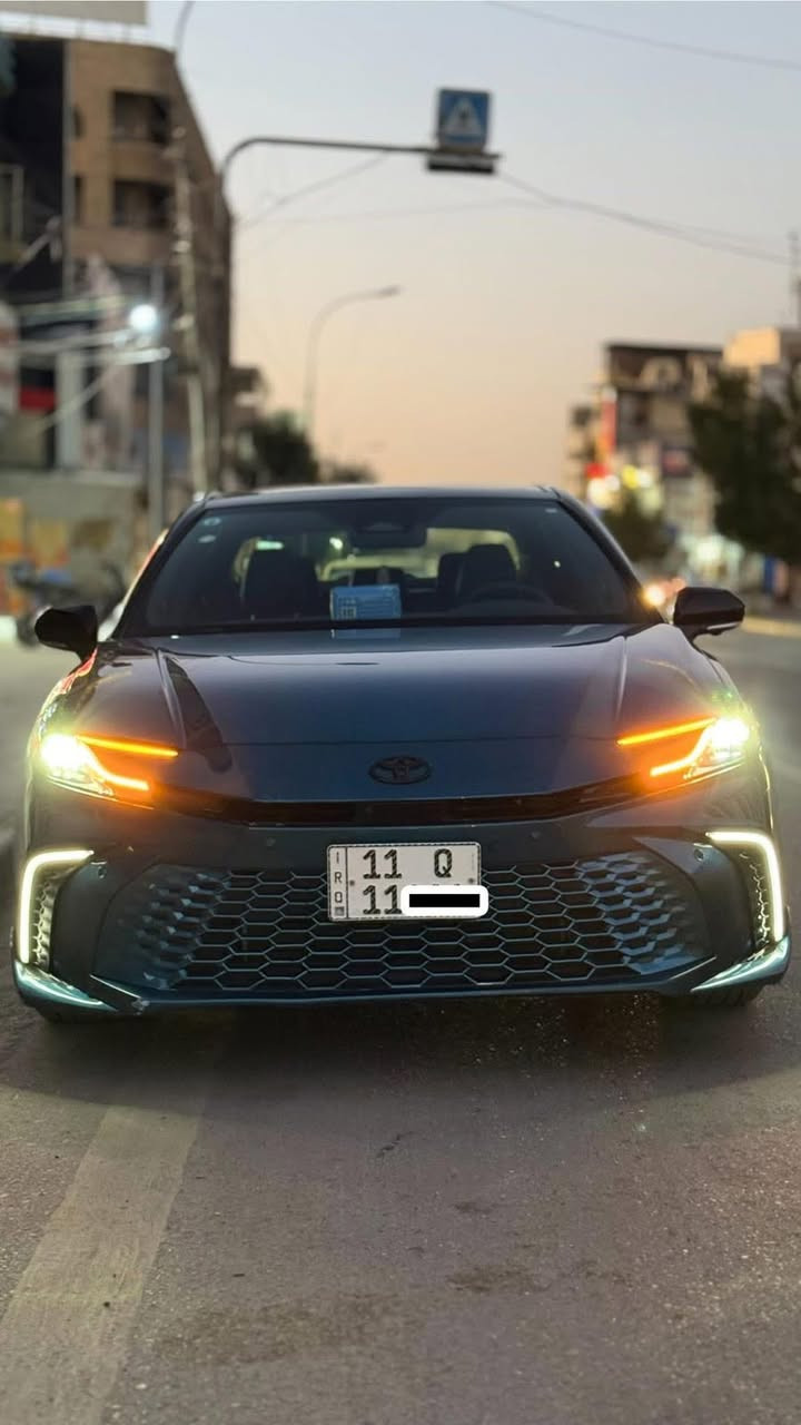 تويوتا كامري هايبرد موديل 2025 XSE بلص فول مواصفات 1/1 Two colors بدون ايرباك وبدون تبديل اي قطعة السيارة كلها بلادي على وضع الشركة

عداد 29 الف كيلو 

الرقم بغداد 

اللون الخارجي تركوازي والسقف بانوراما اسود 

الصنف : XSE

وارد امريكي بطارية ليثيوم 

بانزين + كهرباء 

سقف بانورامي متحرك 

 داتا شو

قارء العين

شاشة كبيرة Apple CarPlay & android auto

كاميرات 5 متعددة الابعاد 360درجه

• كراسي جلد كهرباء 

رادارت محيطية 

حساسات محيطية 360 درجة 

تدفئة + تبريد كراسي

تدفئة استيرنج 

رادار امامي 

مانع تصادم PCS  

مساد تحديد المسار —— LDA

‏BSM —— نظام النقطة العمياء

‏PDA —— مساعد القيادة التفاعلي

‏RCTA —— رادارات خلفية

‏SEA —— نظام الخروج الآمن 

‏RSA —— قراءة لوحات الطريق

مثبت سرعه تفاعلي —— ACM

‏AUTO PILOT —— سائق ذاتي 

مانع انغلاق العجلات —— ABS

‏TCS —— مانع الانزلاق 

بصمة أبواب + دخول ذكي

شاحن وايرلس

هندبريك كهرباء

نظام صوتي JBLمميز

حساسات ضغط الهواء في الإطارات

حساسات دخول الإنفاق

🚨⚠️صور الحادث بالمنشور

رقم الشاصي 4T1DAACK1SU121886

 للإتصال على الرقم

***********
