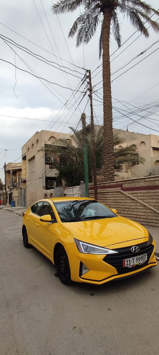 سلام عليكم 
الالنترا موديل 2019
حادث وبنيد مبدل بلادي صور حادث منشورة  صدر تخم تاير جديد هيئة وسنوية مصفرة كير ومكينة مكفولات سعر 142 وبيها مجال بسيط رقم ***********
عنوان بغداد الجديدة
