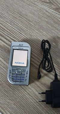 نوكيا ٦٦٧٠ • توصيل