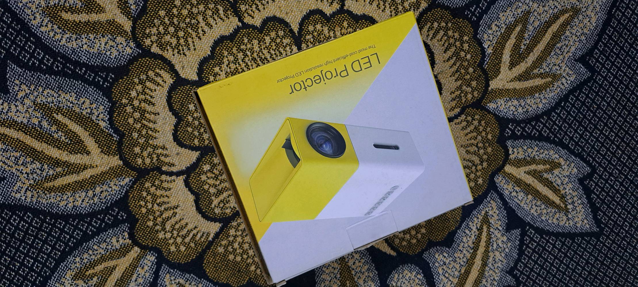 العنوان بغداد حي الجهاد المخابرات
بروجكتر نضيف مستعمل قليل مع كامل ملحقاته