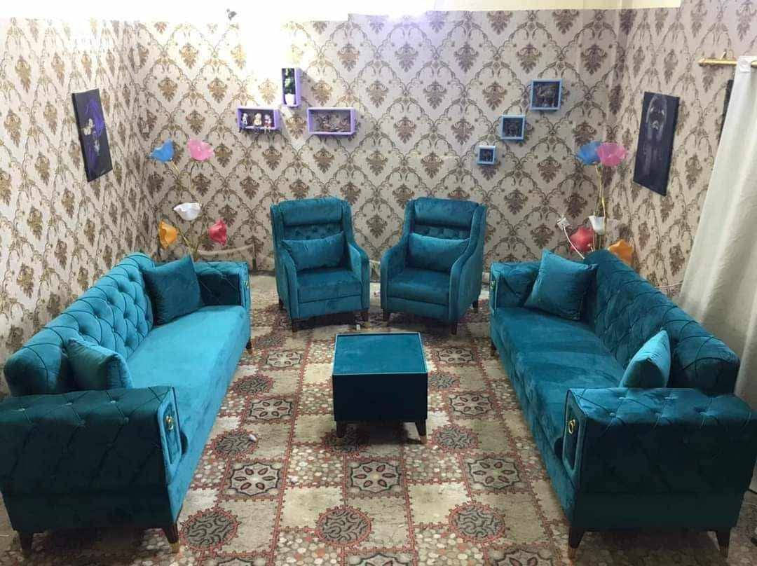 تخم 10مقعد 500 
9مقعد ب 475 
8 مقعد 450 
  7  مقعد 425 
6 مقعد ب 400 
  5 مقعد قنفه ثلاثيه وكراسي عدد2   375 
  5 مقعد ثلاثيه وثنائيه 350  الف

مواصفات الخشب
الظهر /چام روسي 
المقعد /بلوك اسود 
الصدر /خشب مضغوط
الاسفنج / مميز 8سم 
القماش / قديفه
الرجل / حديد
واذا اختار الزبون (كتان) او (وتر بروف)
يصعد (25)
توصيل بغداد مجاني 
اطراف 15
محافظات حسب البعد
معمل 4


**إذا كنت صاحب هذا الإعلان وتريد حذفه لأي سبب، رجاءا أرسل رسالة إلى الدعم الفني**
