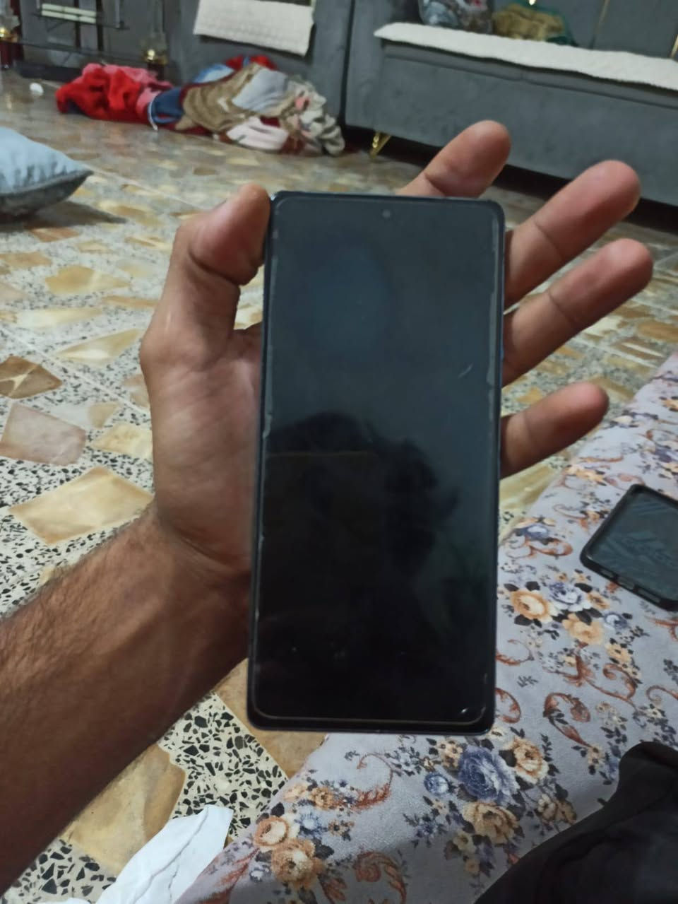 انفنكس  gt 20 pro  للبيع بختصار كلشي مابيه لا فطر لا كسر
ذاكره 256 

120 فريم ببجي 

شاشه 144 هيرتز 

مكاني نجف حي سلام 

سعر 270 وبيه مجال 

اقبل مراوس تلفون ثاني (حسب القناعه) 

رقم مبايل ***********
