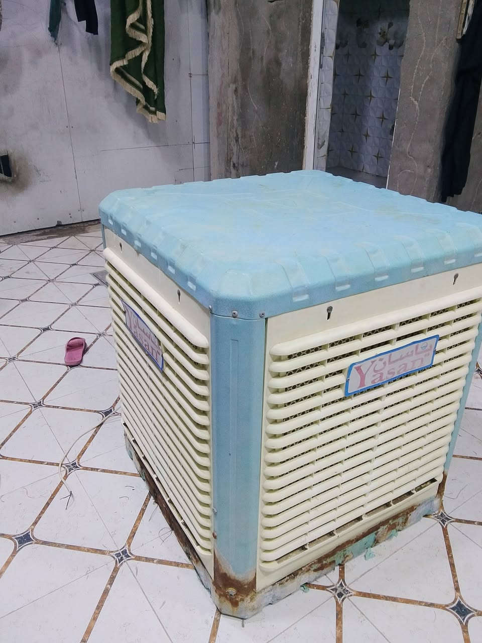 السلام عليكم مبرده للبيع سرعتين بيه بل شارع مطار براكيه فقط بس باترم مابيه سعره 65 بيه مجال ***********
