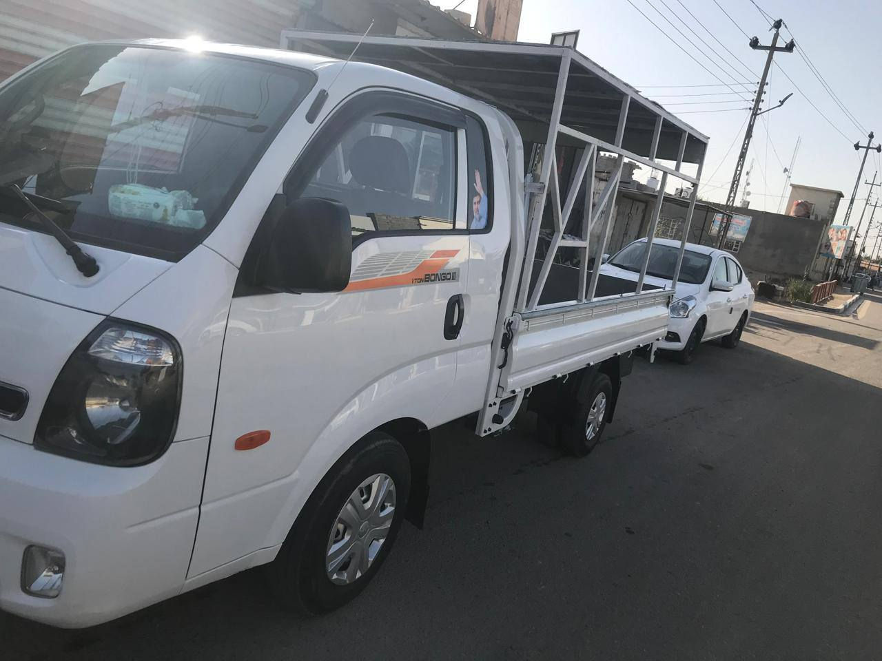 السلام عليكم سياره كيه مسكره دبلو جاف مكفولة كفاله عامه مديل 2017سياره زيرو ماشيه 90الف رقم بابل تحويل ثاني يوم مكان البصره الدير سعره 140,رقم ***********
