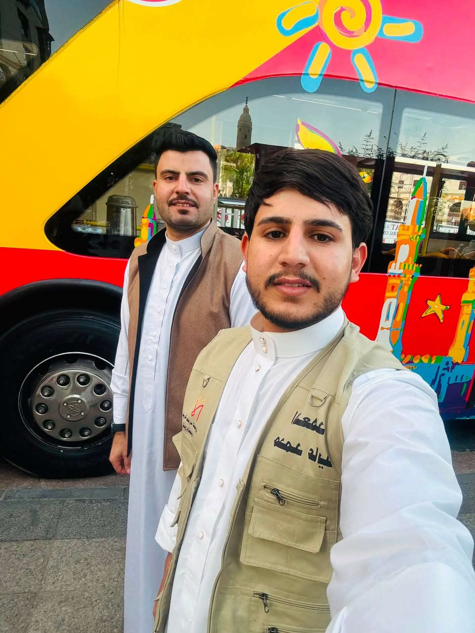 نعلن لكم عن عمرتنا القادمة عمرة 
شهر صفر))))))) إن شاء الله بعد زيارة الربعينية المام الحسين (ع)
🚌🚌🚌🚌🚌🚌البرنامج البري (VIP)🚌🚌🚌🚌🚌🚌
 السعر: 800ألف دينار
 المدة: 10 أيام مع الطريق (2 ليالي المدينة / 5 ليالي مكة)
 الخدمات: شامل جميع الخدمات + ثلاث وجبات طعام
 الضيافة: مع طعام وضيافة الطريق ذهاب وإياب
🎁 الهدايا
1.حقيبتان
2. إحرام رجالي ونسائي
3. كتيب مناسك الحج والعمرة
4. وشاح نسائي
🕋🕋🕋🕋خدمة ضيوف الرحمن شرف لنا
العنوان واسط العزيزية شارع الخليج مضارب مول 
للاستفسار والتواصل عل الرقم التالي ***********/***********
المتعهد حجي محمد عايد الشمري @

