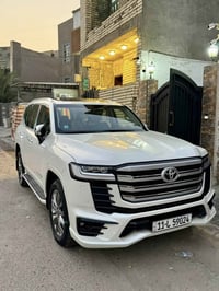 عيدكم مبارك انشاءالله لاند كروز 2024 VX SAS ماشيه 24 الف داخل ضمان الس...