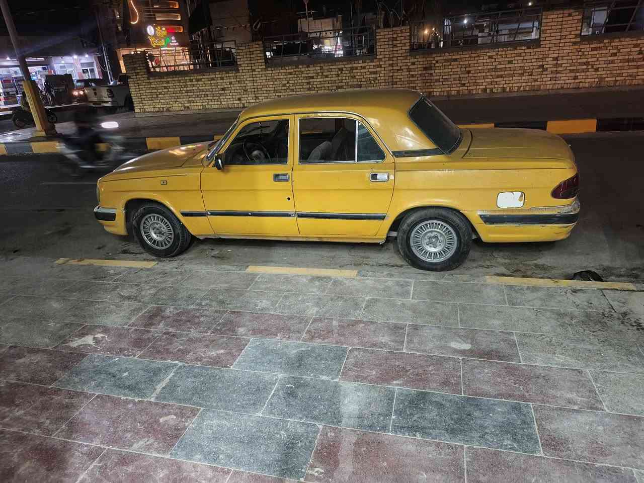 السلام عليكم فوالكه 2003 البيع مكينه وكير جدد توني شادهن صارلهن ١٠ تشهر من شديتها وتبريد سياره جاهزه غرامات ب١٠٠ عليها سياره عل أيدي سنويه صاقطه ٢٠١٩ سعر قفل ٣٠ ورقه من لاخير مكاني سوق شيوخ *********** ياخابرني مستعجل عل بيعها
