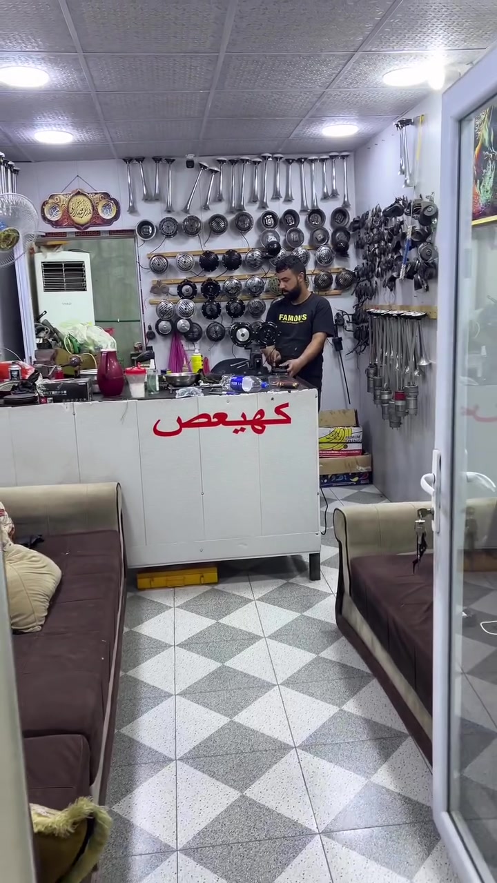 السلام عليكم البيع هورنات نعومه 👍

 وجو عمي اقراص محدبه مالت عباس ابن فاضل 

         مكاني حريه 
***********
