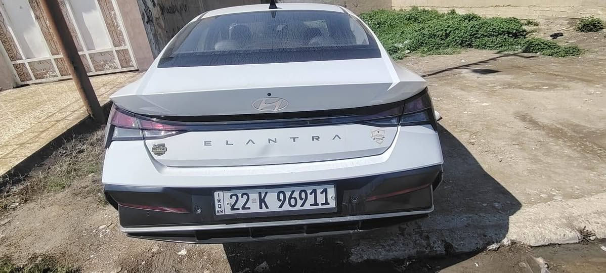 النترا موديل 2024 
كلين بدون اي ضرر
ماشيه 52 ميل 
فول مواصفات 
سعرها 135 وبيها مجال بسيط 
للتواصل ***********
