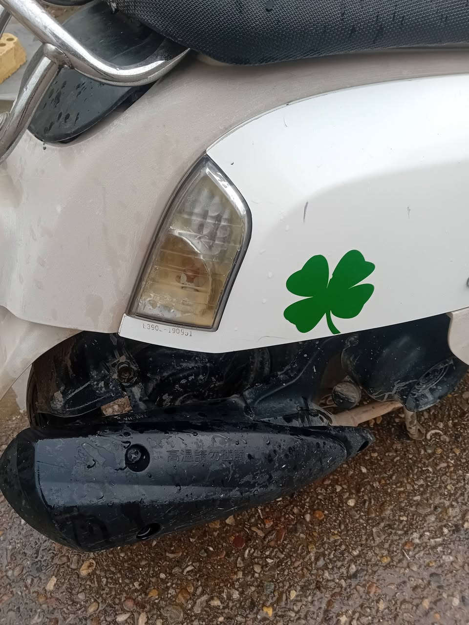 دراجة ماكس بوليس سرعه 120  كابريتر  دراجة مرتبه وحلوه سلف هندر كهربائيات كلها شغالة دراجة بلاديه محرك بلادي كفرات مختمة دراجة تخبل بس شادلها تخم كلجات تجاري فقط السعر ٥٢٥ وبيها مجال العنوان /الشعلة _جكوك/ ***********
