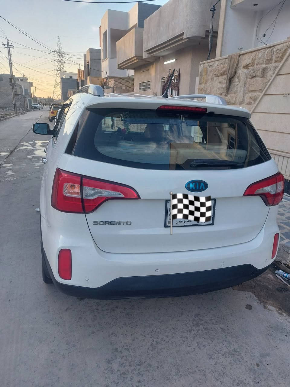 سيرنتو البيع 2113 ماشي 106 سياره مال جنايه سياره اكلين ماعده اربع اصابي برأس البوند اشويه بل دعاميه بدون دواخل بك لايت زينو  اشاير بل مري مرايت شفط لد داخلي سياره بسمي اني الشرعي السعر علا ارقم *********** رقم***********
