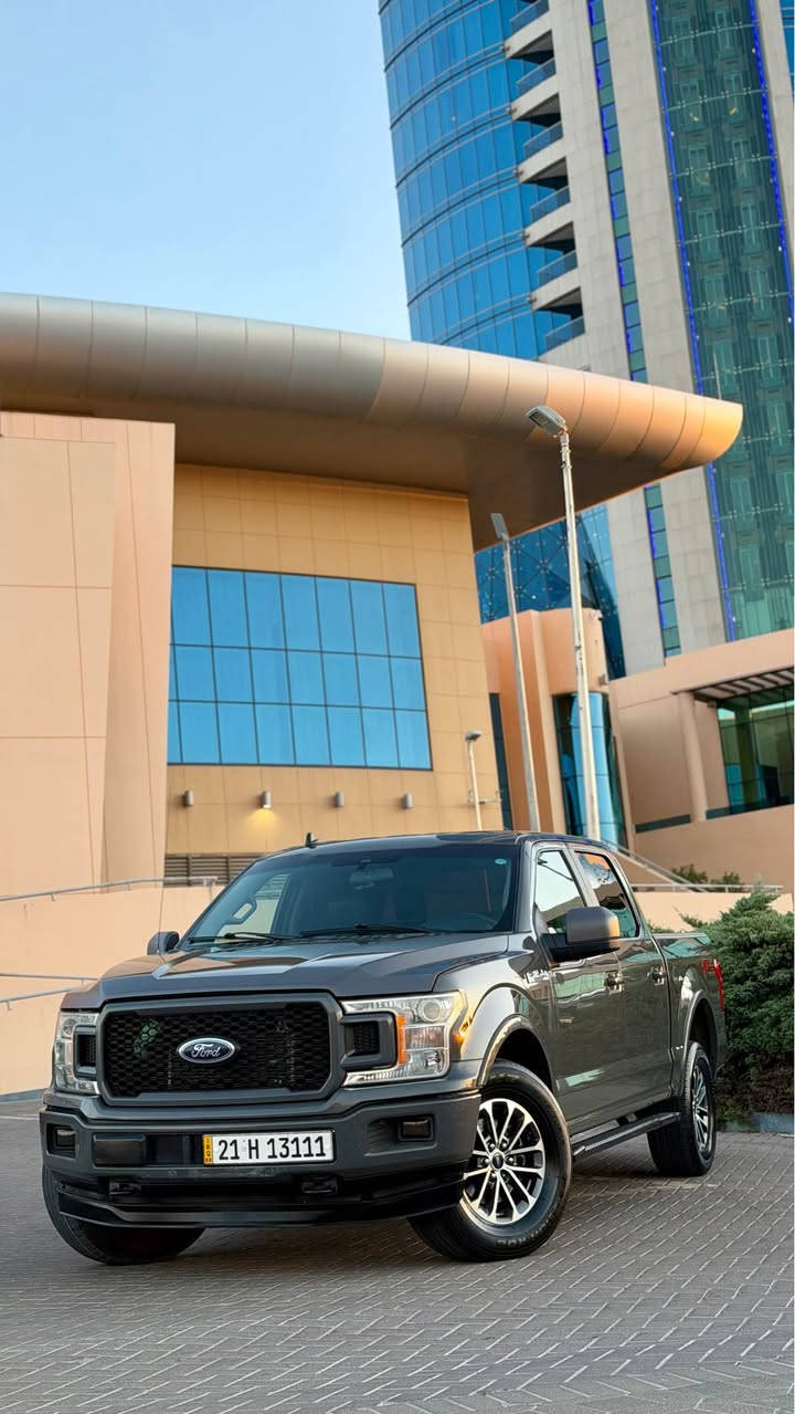 ﷽
‏ FORD F150 STX 2020
◽️فؤرد F150 مواصفات STX موديل 2020
 فور ويل ( دفع رباعي )
لون مميز سمنتي☑️
بودي قصير باب كبير مرغوب

◽️محرك V8  محرك مرغوب
🔹گير و محرك بشرط مامفتوح كل على وضع بيلادي 📦
🔹ماشية ( ٦٨ ) الف حقيقي بشرط
🔹سيارة جديد مثل شريكة 

◽️سيارة جديد بدون شخت بدون رصعات
🔹بيها ( جملغ سايق و بونيت و شبر من باب خلفي) بدون دواخل شرط
أيرباگ كل بيلادي 
🔹سيارة داخل و خارج كل جديد نفس بيلادي📦🔥

◽️مواصفات فول مواصفات ما عدا فتحة
(   فور ويل - شاشه كبير -كاميرا - سكليتر كهربا - تبريد مركزي - بريك بصمة   - - داخل بدي ليد - ڤوليوم - تحديد سورعة - بعد هواي مواصفات )

◽️محرك كير  بشرط مامفتوح
سياره حيل نظيفه كلشي علي بلاد لوك
بسميً السنويه بشرط تحويل و خرامه 
سياره مابيها دينار مصرف كامل من كل نواحي

◽️نظافه ١٠٠٪؜ كامل سيرفس بدون نقص و بدون مصرف سياره اي نقص مابيها 
4 أيطارات جديدة ويل تحتها 
تاير و ويل بيلادي شريكه 

نفسي يوم /تحويل و كاله حاظر
مكان / داخل سليماني
◽️سعر _218
◽️موبايل /*********** السليمانية, العراق
