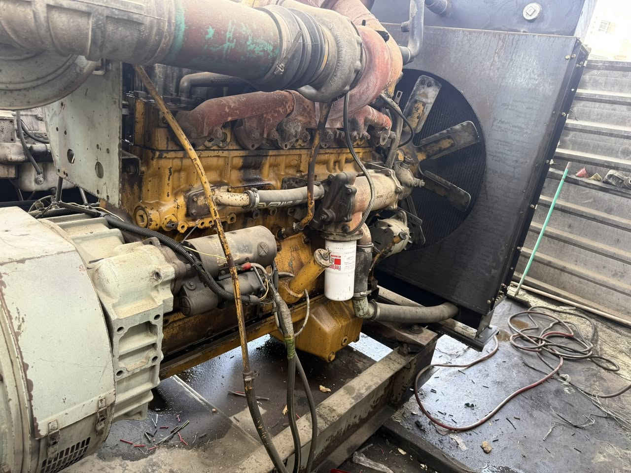 كمنز للبيع 5 ونص طبك جديد شرط الحمل لا بخار لا تنقيص توليد ستامفورد إنكليزي 500 كيفي السعر 65 وبيها مجال للاستفسار ***********
