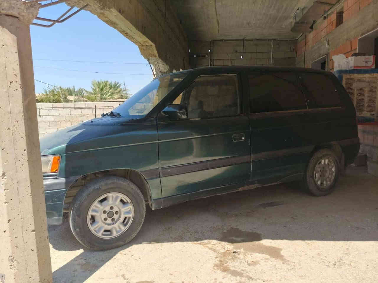 سياره مازده ٧ راكب للبيع او مراوس باي شي  موديل ٩٤ رقم كركوك مشروع وطني انكليزي لل ٢٠٣٠ دفتر بانزين بدون ضرر كير محرك شرط سياره عل بلاد سعر ٤٢ شراي اتصل *********** اسيا *********** مكان كركوك باجوان
