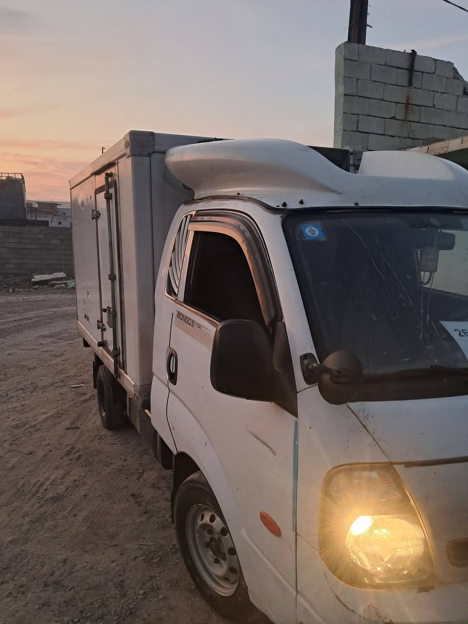 السلام عليكم 
كيا براد ٣٥٠٠ محرك مفتوح  للبيع للبيع للبيع موديل ٢٠١٢ التبريد شغال، المحرك والكير شرط؛ تخم تاير جديد سنويه نافذه لسنه 2030 الرقم صلاح الدين السعر ٩٥ ورقه 
رقم واتسب ***********
