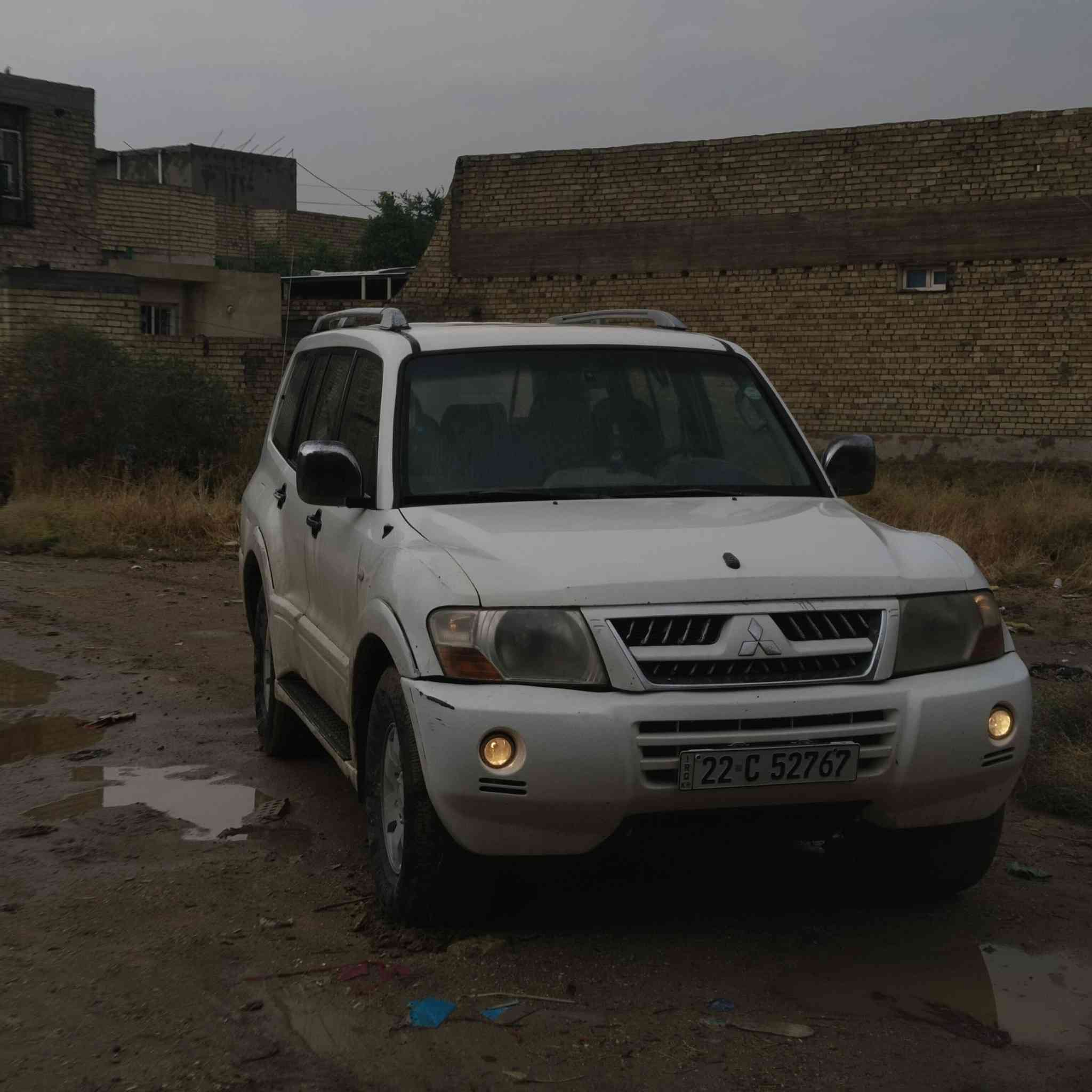 سلام عليكم 
سياره باجيرو للبيع 
موديل 2005
سياره نضيفه 
رزانه 100/100
لايتات زنون
اريل كهربائي
كشنات كهربائيه
سياره 7راكب
6سلندر 
محرك 3000
تبريد ثلج 
سياره للبيع وقابل لل امراوس 
للستفسار ***********
ول سعر مناسب جدا
